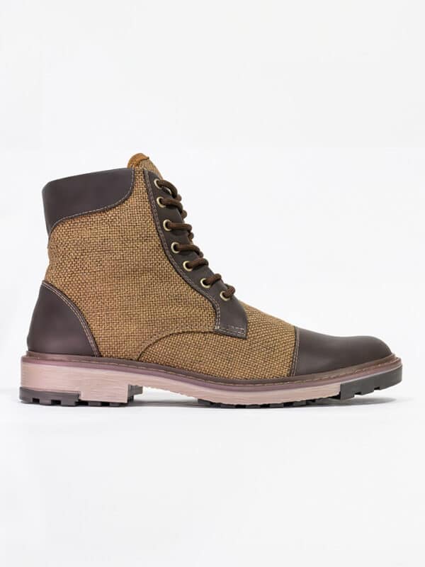 Botas en cuero y yute