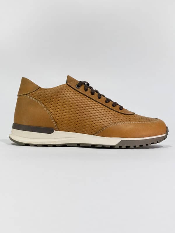 Tenis en cuero marrón oferta